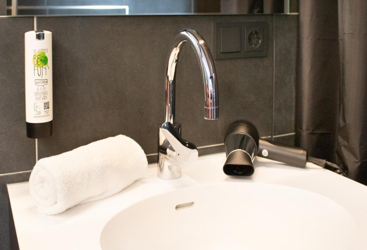 Mdg Hotel By Wmm Hotels Magdeburg Bagian luar foto
